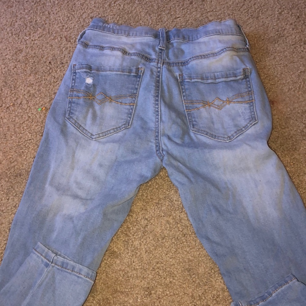 Light Wash Ripped Jeans - Picture 2 of 2